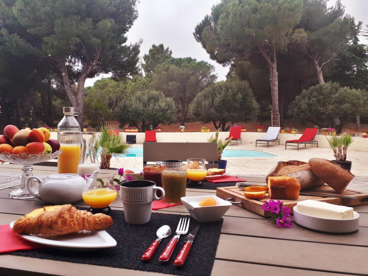 La Couloumine Otel Salses-le-Chateau Dış mekan fotoğraf