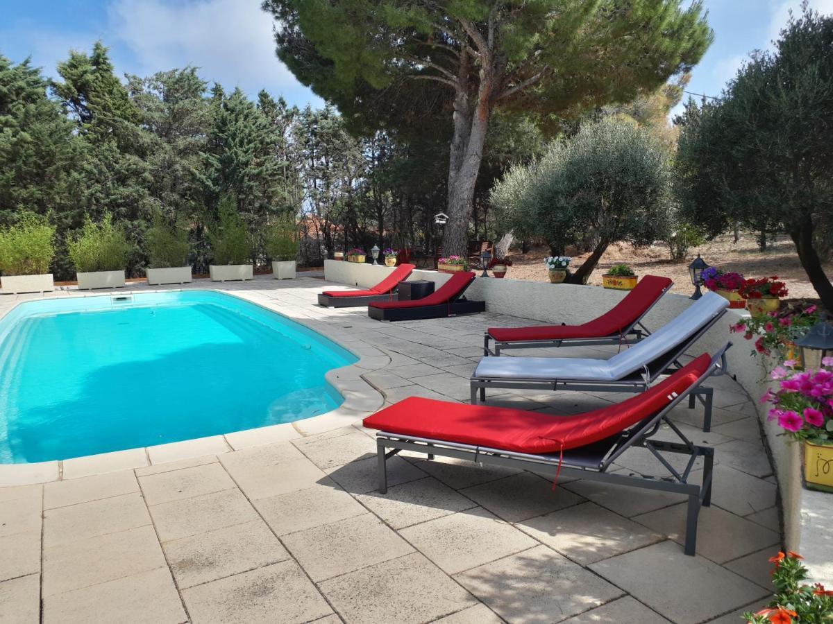 La Couloumine Otel Salses-le-Chateau Dış mekan fotoğraf
